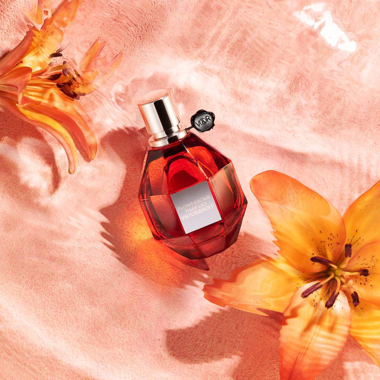 FLOWERBOMB TIGER LILY Eau De Parfum by Victor & Rolf - Image 4