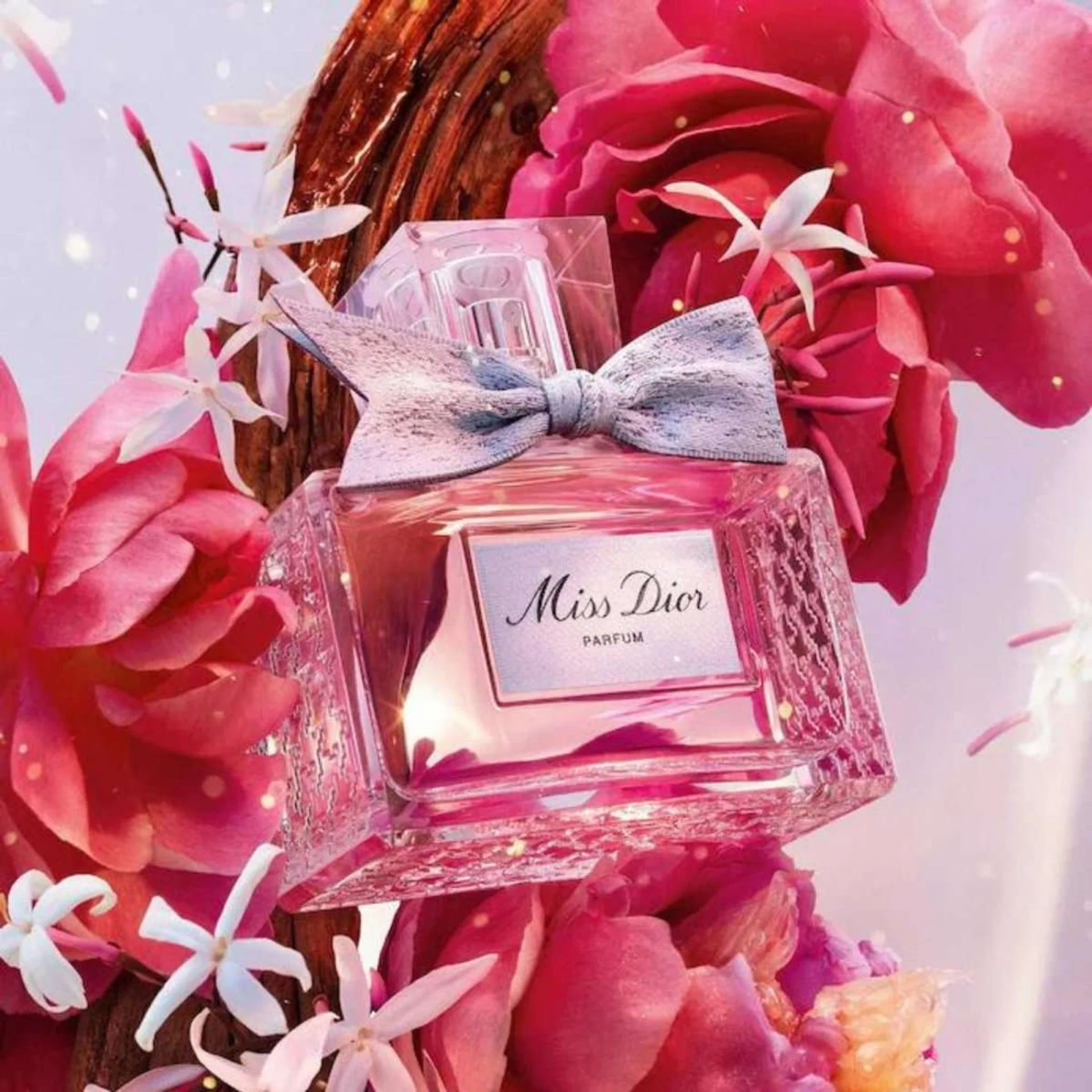 Miss Dior Parfum by Christian Dior - Image 3