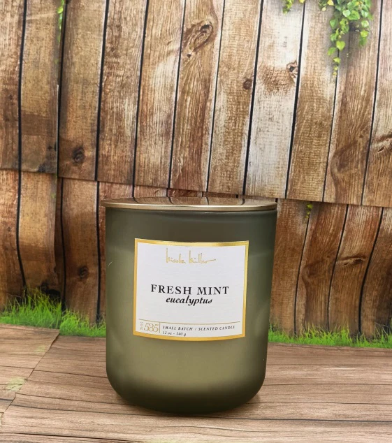 Scented Candle Fresh Mint Eucalyptus Nicole Miller Shape Round