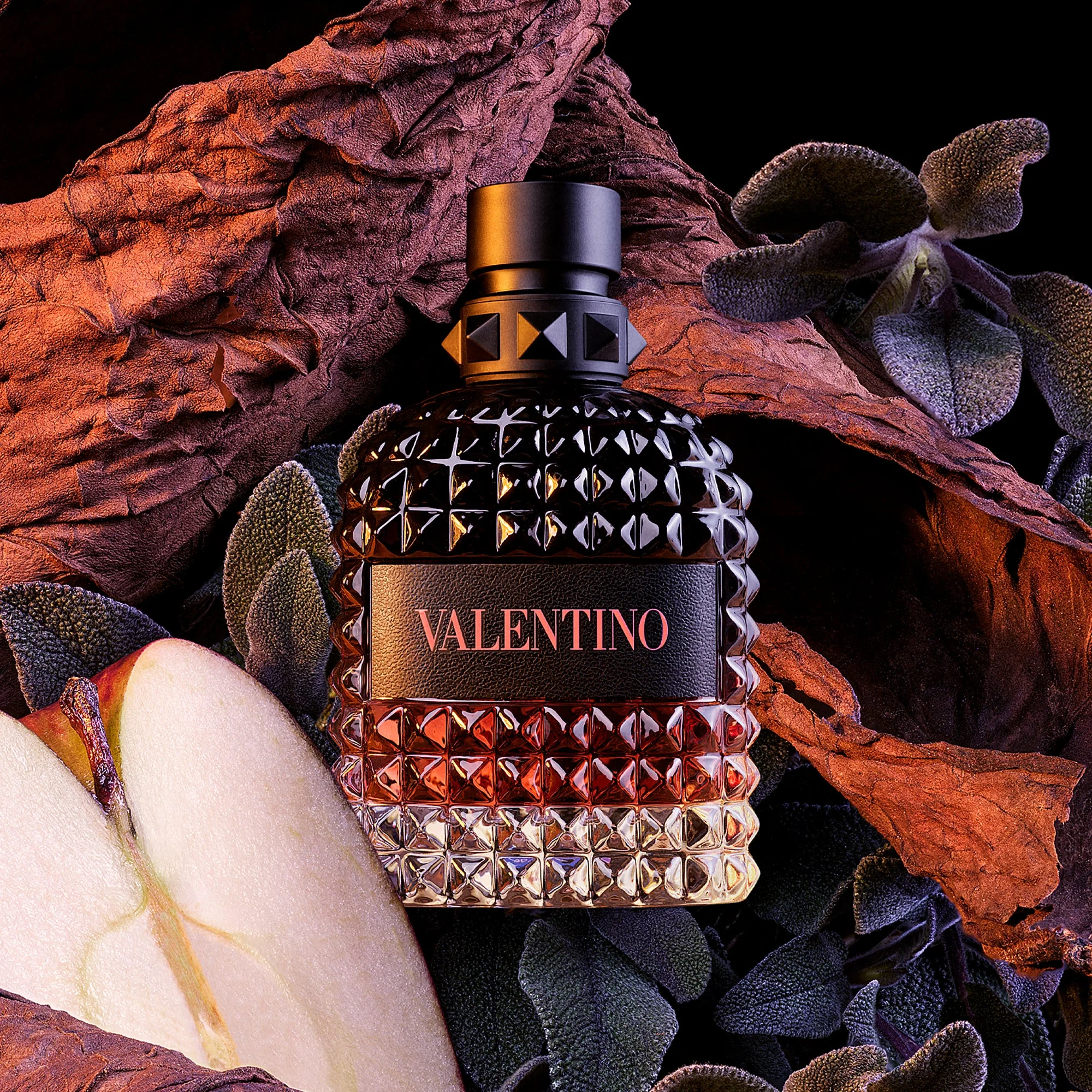 Born In Roma Uomo Coral Fantasy Eau de Toilette by Valentino - Image 3